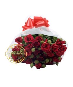 Mass Of Red Spray Roses Medium